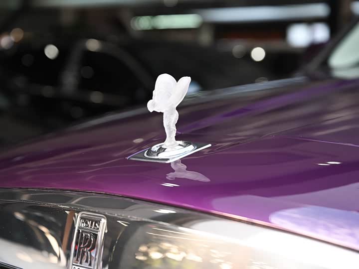 Фото 23 - Rolls-Royce Cullinan