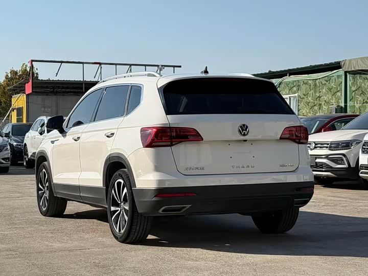 Фото 9 - Volkswagen Tharu