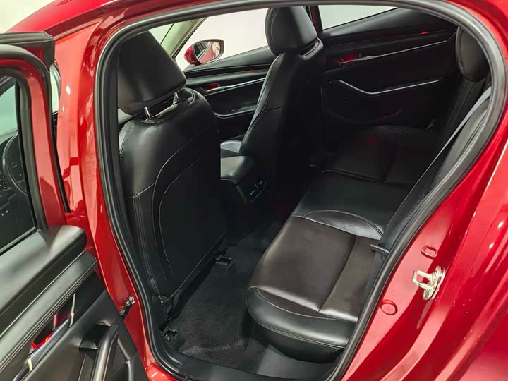 Фото 10 - Mazda 3 (Axela)