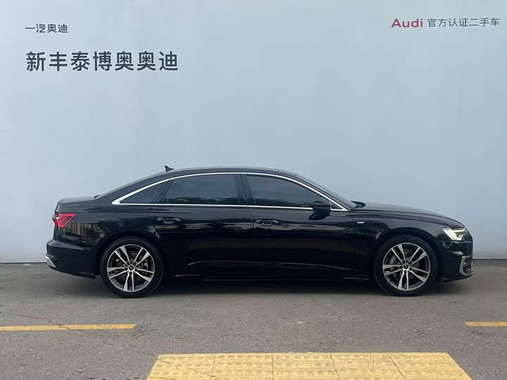 Фото 4 - Audi A6L