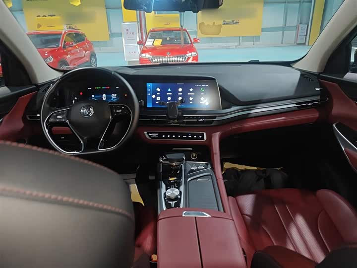 Фото 10 - Changan CS75 Plus