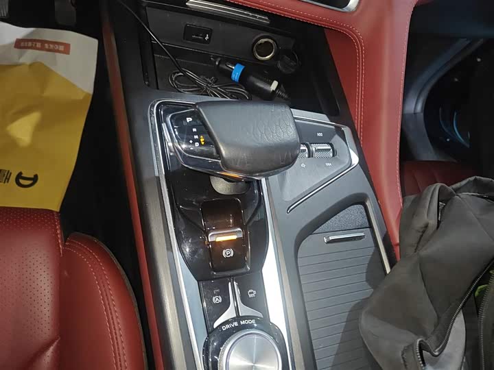 Фото 14 - Changan CS75 Plus