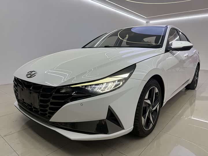 Фото 1 - Hyundai Elantra N line