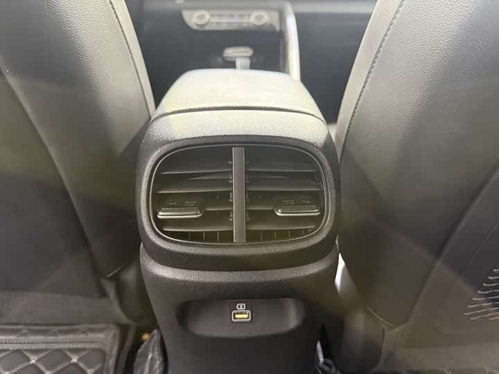 Фото 18 - Hyundai Elantra N line