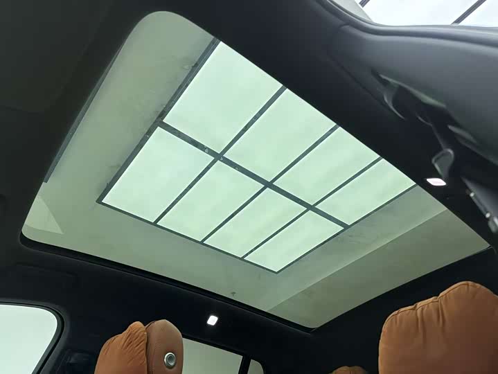 Фото 13 - LiXiang L6