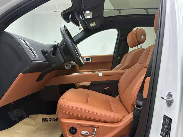 Фото 7 - LiXiang L6