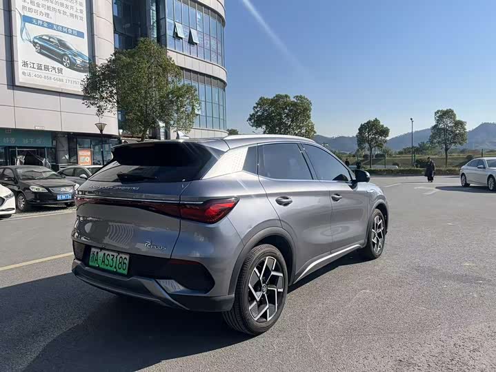 Фото 6 - BYD Yuan Plus