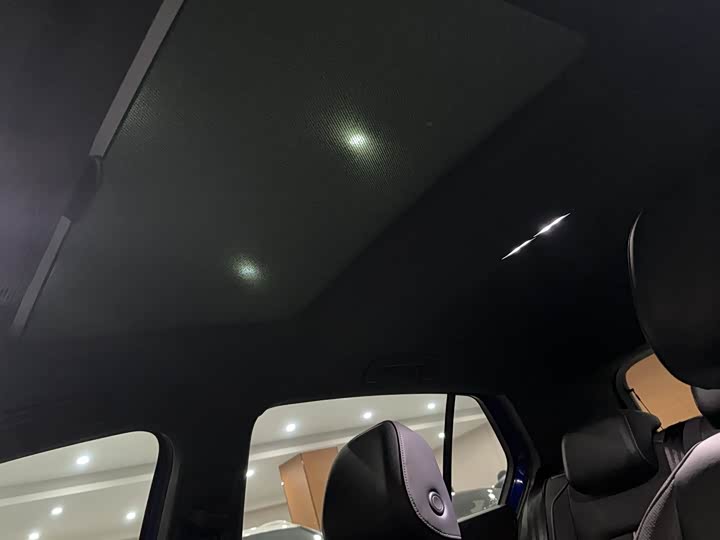 Фото 15 - Volkswagen Golf