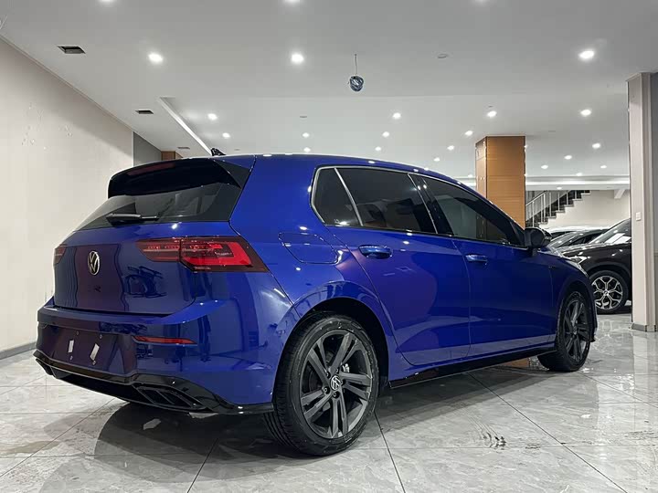 Фото 4 - Volkswagen Golf