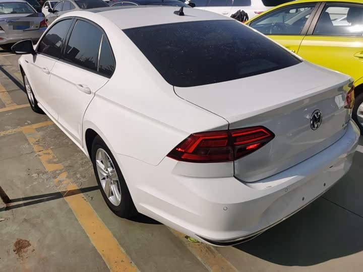 Фото 5 - Volkswagen Lamando L