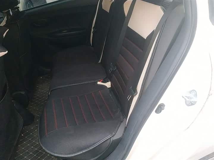 Фото 15 - Toyota Vios