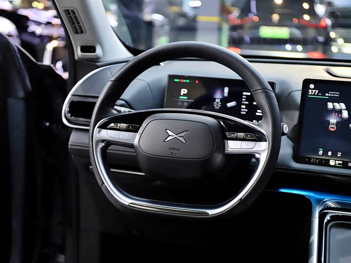 Фото 17 - XPeng G9