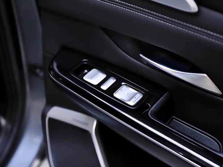 Фото 21 - XPeng G9