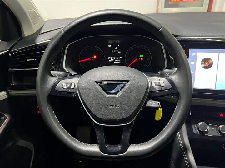 Фото 13 - Jetta VS5