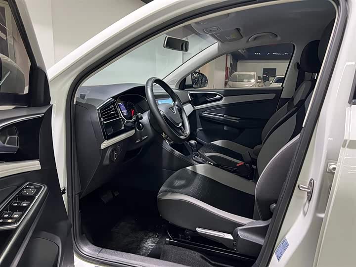 Фото 8 - Jetta VS5