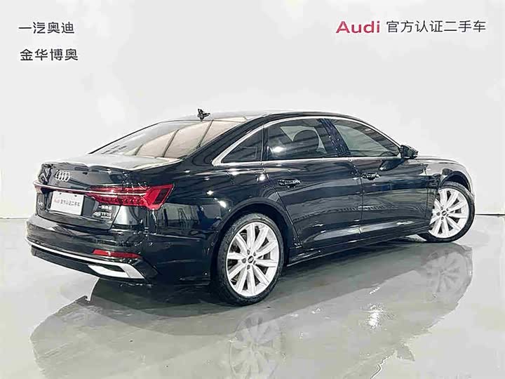 Фото 4 - Audi A6L