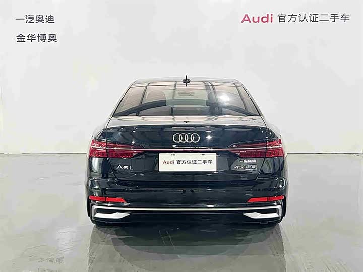 Фото 5 - Audi A6L