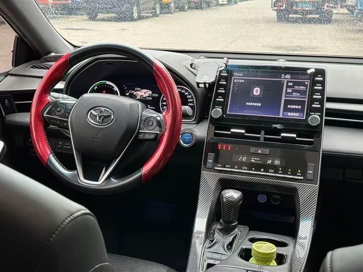 Фото 10 - Toyota Avalon