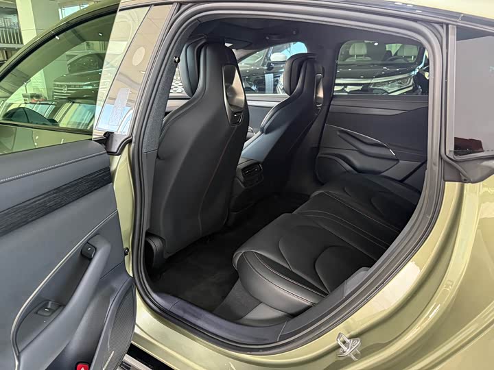 Фото 8 - Xiaomi SU7