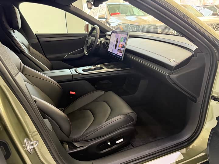 Фото 9 - Xiaomi SU7