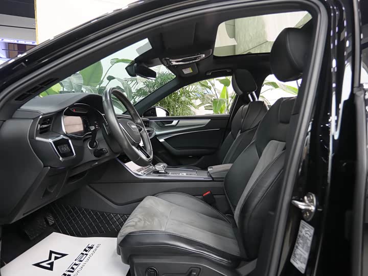 Фото 7 - Audi A6L