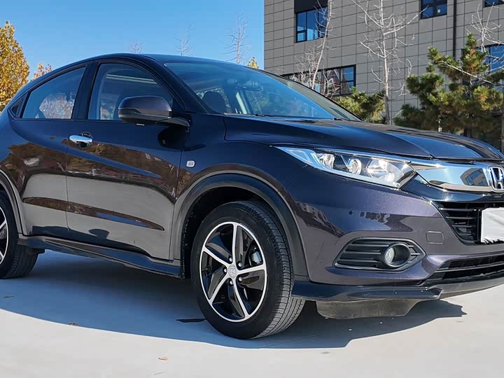 Фото 3 - Honda Vezel