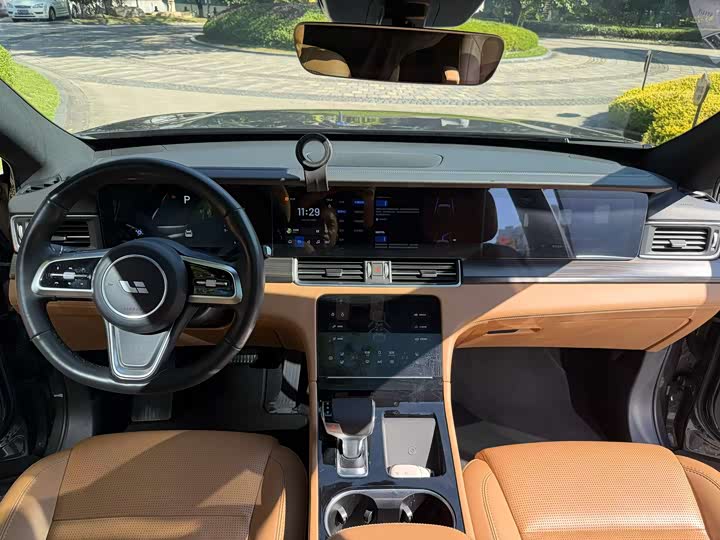 Фото 5 - LiXiang One