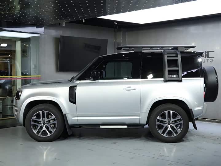 Фото 6 - Land Rover Defender