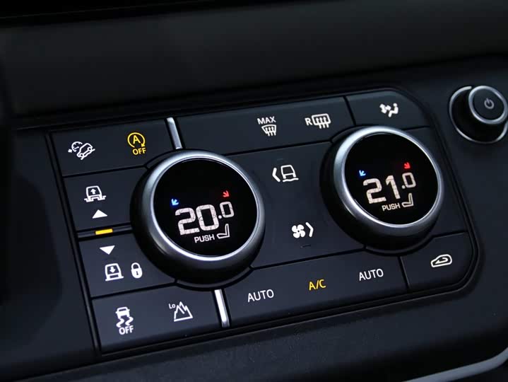 Фото 9 - Land Rover Defender