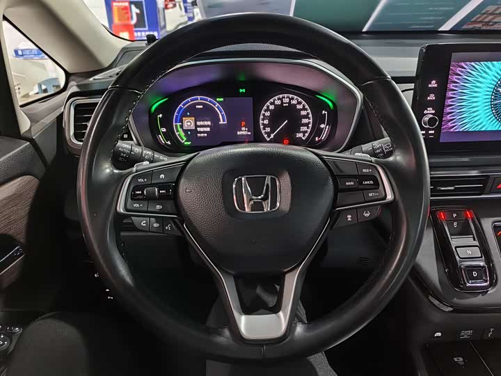 Фото 10 - Honda Odyssey