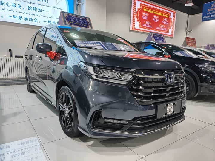 Фото 3 - Honda Odyssey