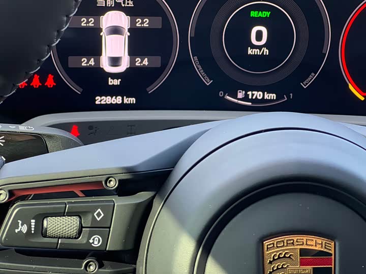 Фото 6 - Porsche Taycan