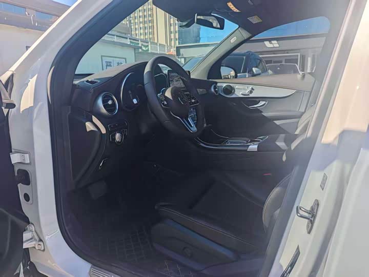 Фото 5 - Mercedes-Benz GLC-Class