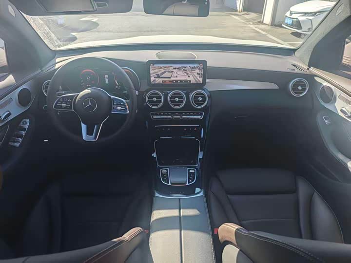 Фото 6 - Mercedes-Benz GLC-Class