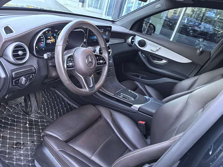 Фото 8 - Mercedes-Benz GLC-Class