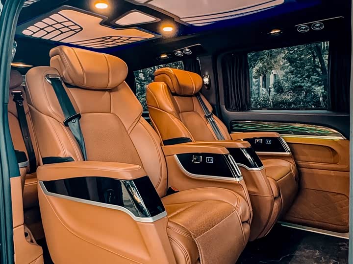 Фото 20 - Mercedes-Benz Vito