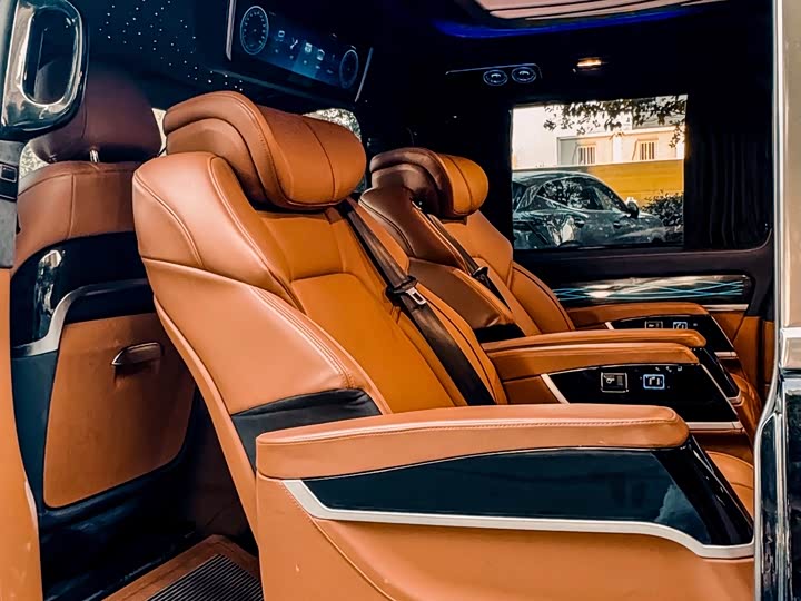 Фото 22 - Mercedes-Benz Vito