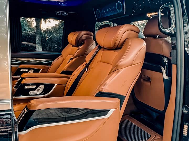 Фото 29 - Mercedes-Benz Vito