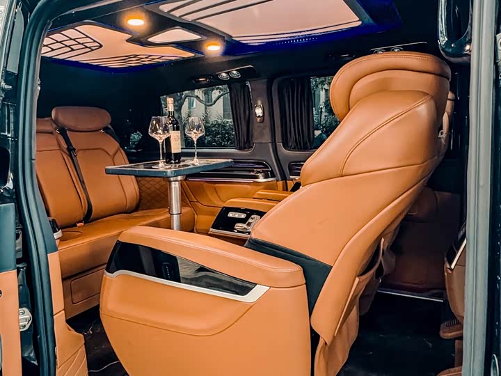 Фото 31 - Mercedes-Benz Vito