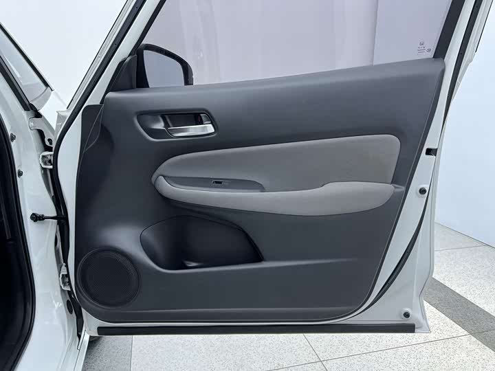 Фото 7 - Honda Life