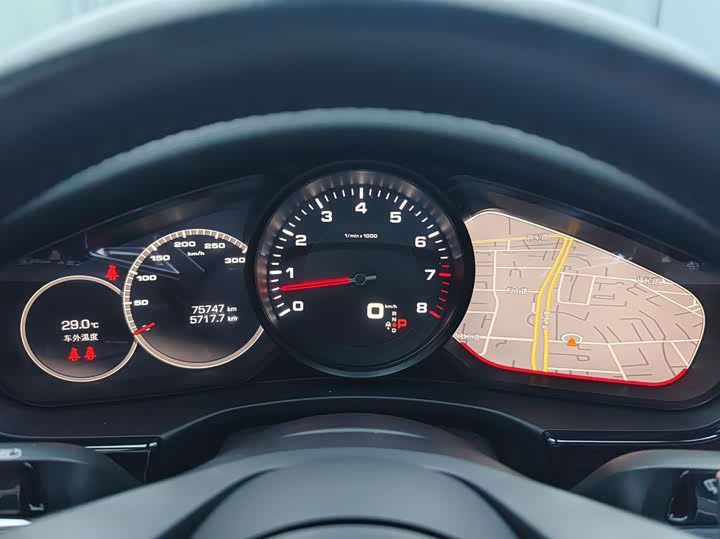 Фото 10 - Porsche Panamera