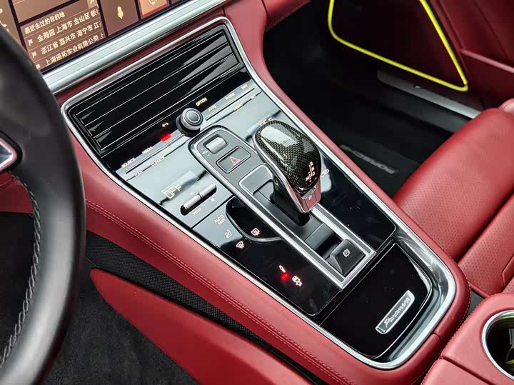 Фото 9 - Porsche Panamera