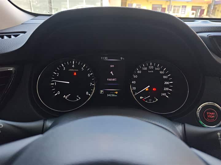 Фото 12 - Nissan X-Trail