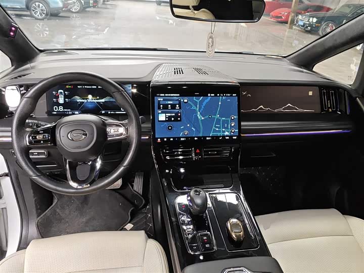Photo 10 - GAC Trumpchi M8