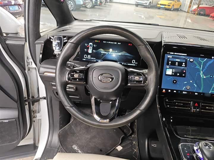 Photo 11 - GAC Trumpchi M8