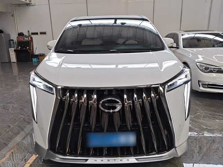 Photo 3 - GAC Trumpchi M8
