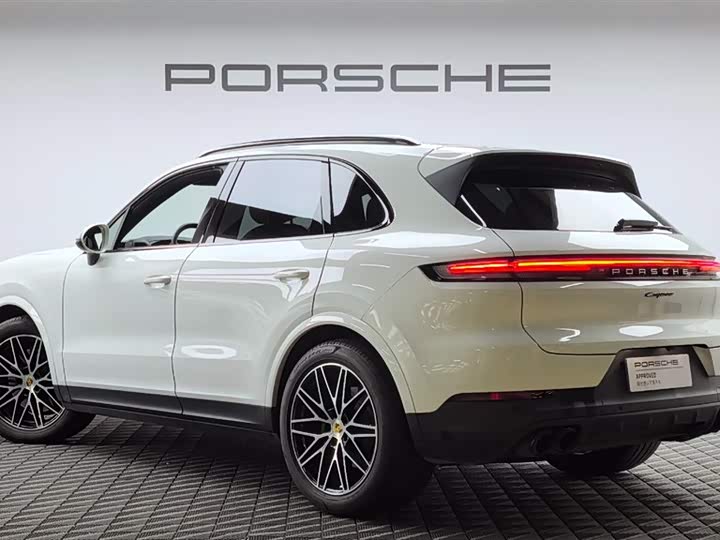 Фото 6 - Porsche Cayenne