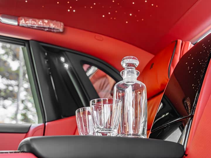 Фото 18 - Rolls-Royce Phantom