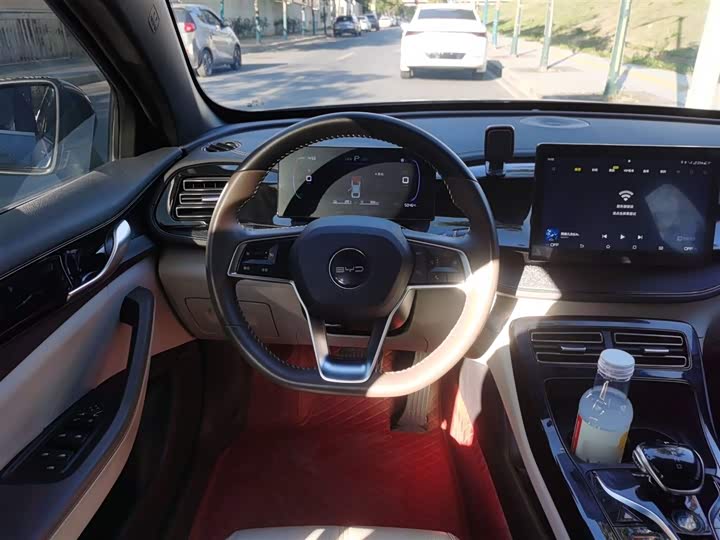 Фото 11 - BYD Qin Plus