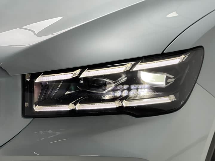 Фото 13 - Geely Monjaro L Hybrid